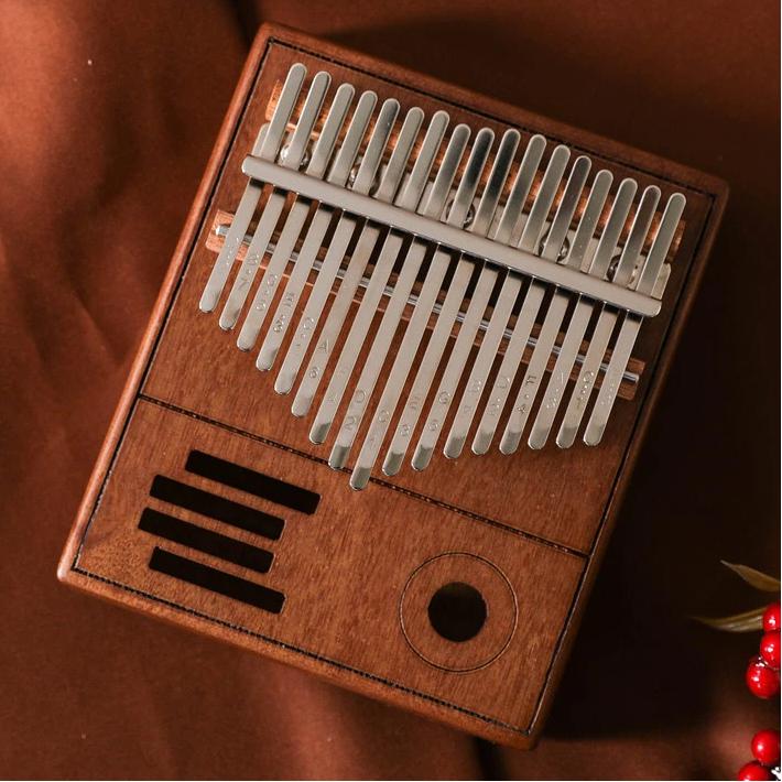 

Ретро калимба 17 клавиш пианино для большого пальца из высококачественного дерева с корпусом из красного дерева акации музыкальный инструмент калимба пианино креативная музыкальная шкатулка кофейный