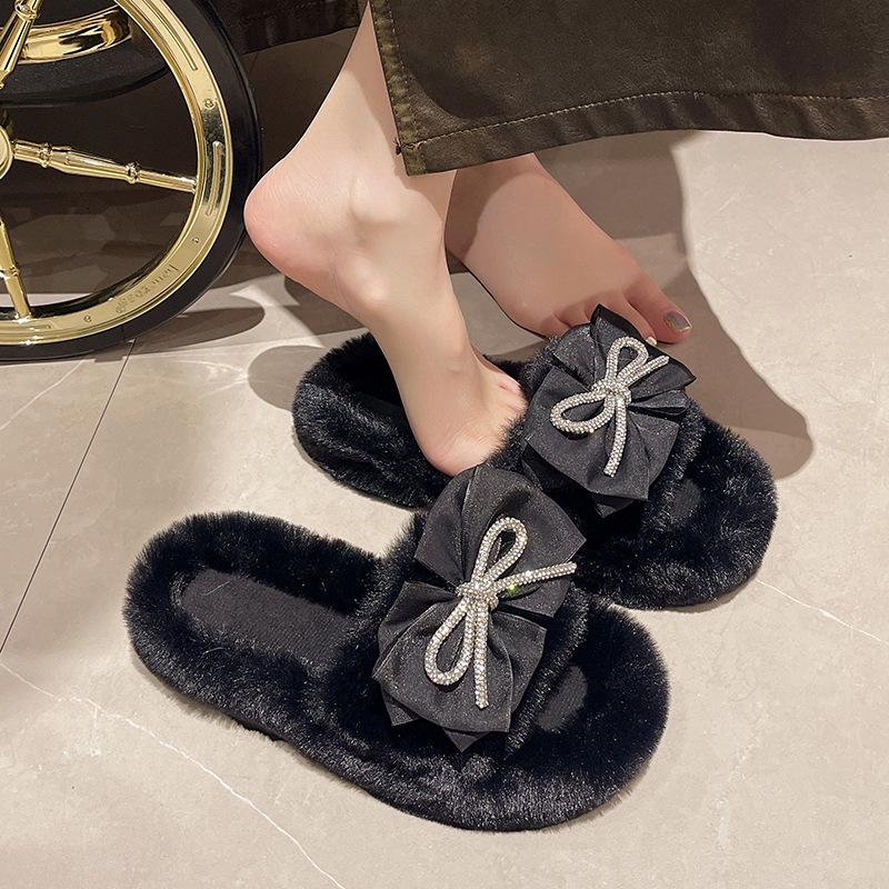 

Sweet rhinestone bow hairy drag girl 2025 autumn and winter thick-bottomed open-toed cotton slippers soft-soled outer wear 40 чёрный