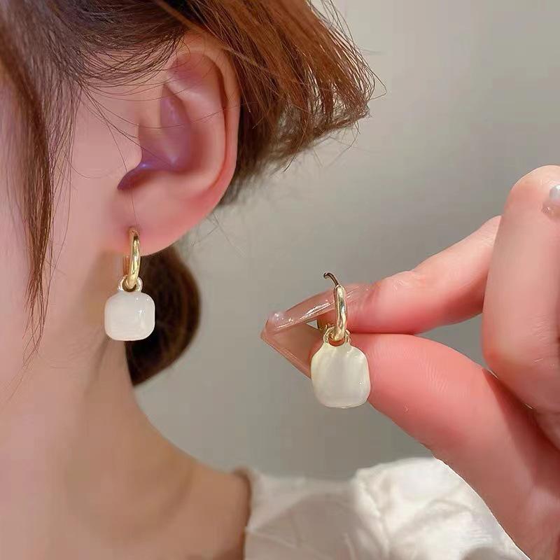 

Двусторонние серьги-сердечки — зеленые, модные, простые, свежие