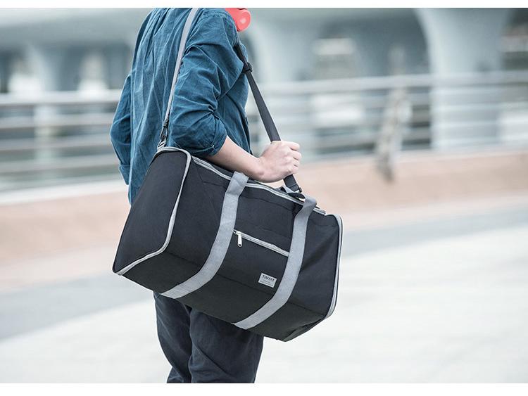 Portable Foldable Travel Bag with Large Capacity and Trolley Handle Attachment