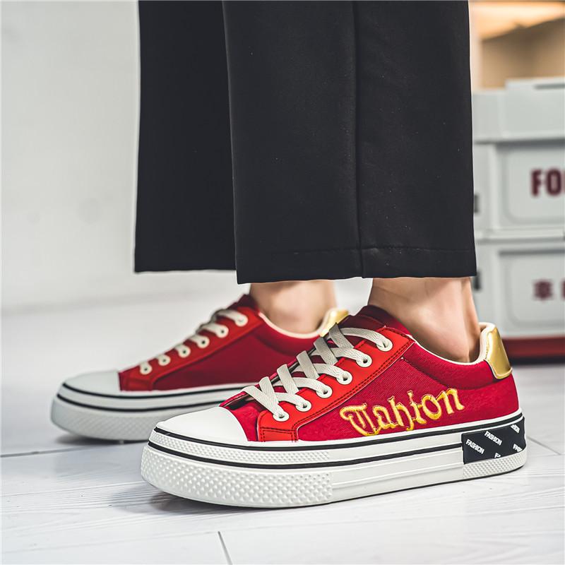 New Stylish Red Men's Canvas Shoes Comfort Low Vulcanize Shoes Men Espadrilles Designer Canvas Sneakers Men Flat Casual Shoes