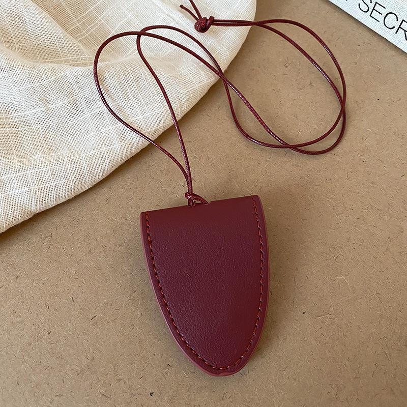Love Pendant Necklace Internet Celebrity Fashion Versatile Sweater Chain High Sense Jewelry