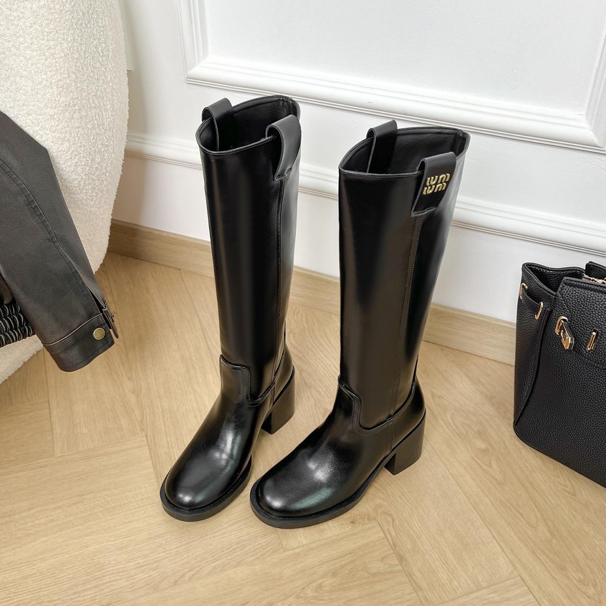 

Версия из коровьей кожи~ серия miu кожаные ботинки на толстой подошве и высоком каблуке, но ботфорты до колена, женские ноги длинные, рыцарские ботинки на толстом каблуке и высоком каблуке 40