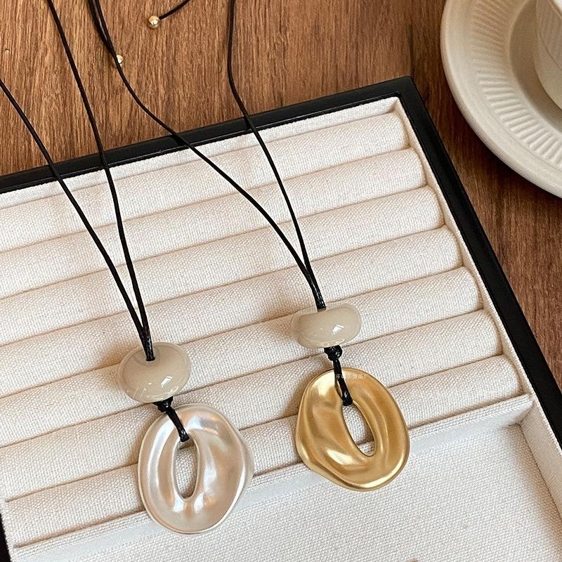Korean Minimalist Geometric Pendant Long Necklace Women'S Irregular Adjustable Versatile Fashion Accessories