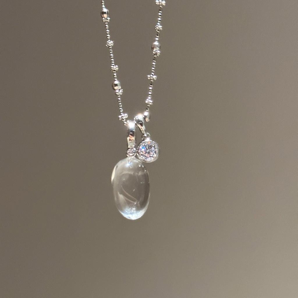 Inspiration design Elliptical Bubble Sparkling Diamonds Necklace Light Luxury Ice Transparent Crystal Pendant Banquet