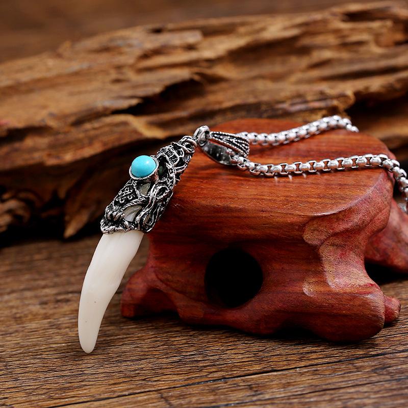 Retro Imitation Wolf Tooth Dog Tooth Pendant Titanium Steel Necklace Men and Women Versatile Personalized Pendant Couple Trendy Cool Sweater with