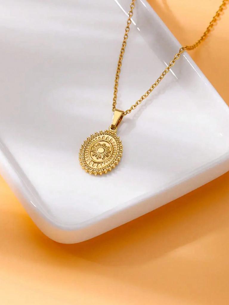Oval Sun Pendant Necklace, Waterproof Gold Sun Necklace For Women, Couple Style, Stainless Steel Jewelry Choker.