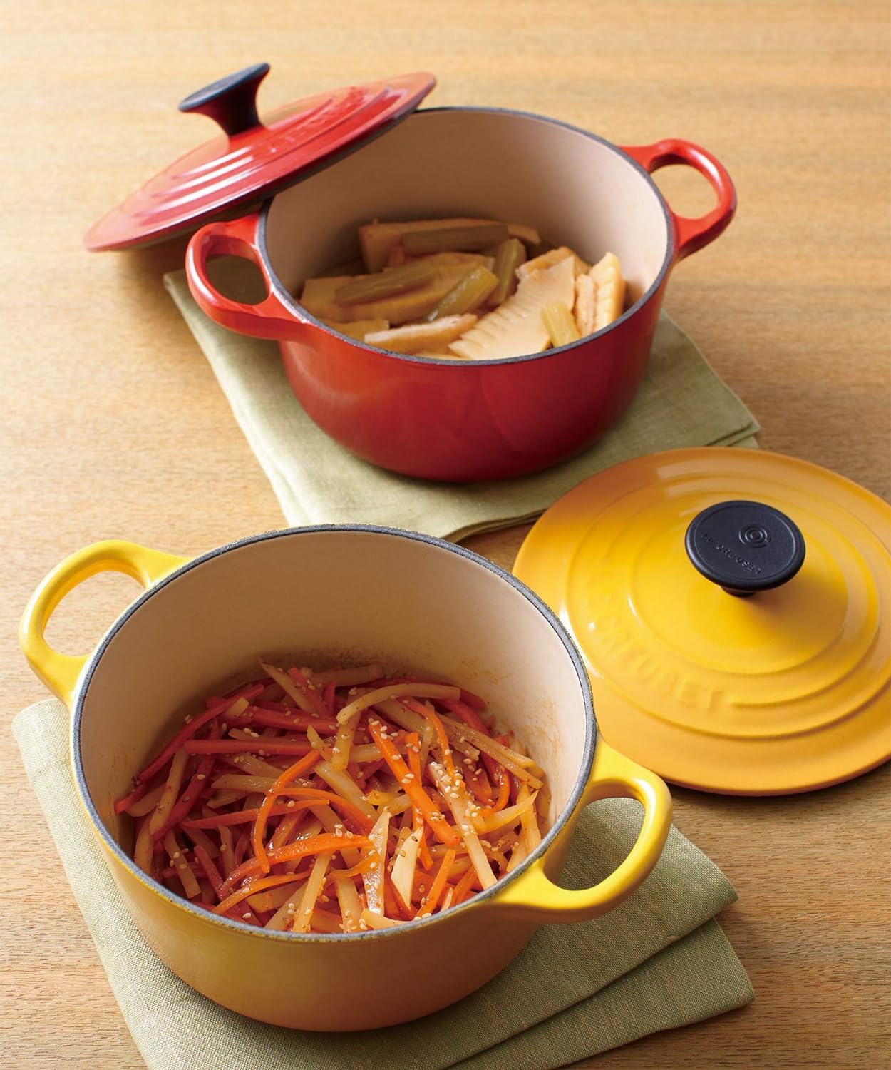 Le Creuset Cast Iron Enamel Pot Cocotte Ronde 16 cm Cherry Red Gas