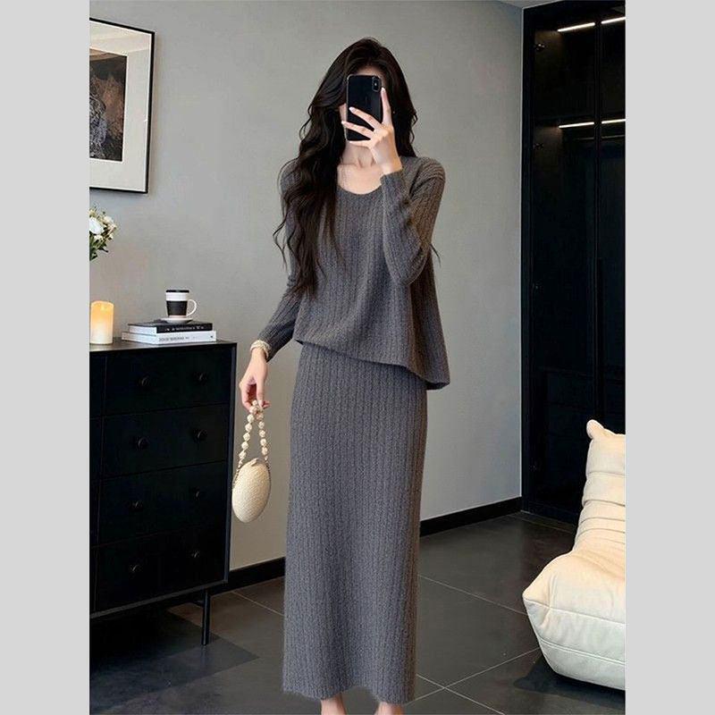 

2026 Elegant Grey Knit Two-Piece Set: Lazy Style Top & Skirt for Women Extra Large