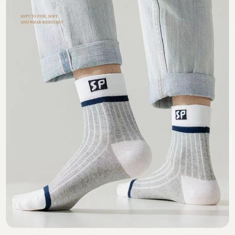 Men's Breathable Mid-Waist Sports Socks – Deodorizing, Sweat & Moisture-Wicking, Trendy, Versatile, Mid-Tube Style for Fall & Winter