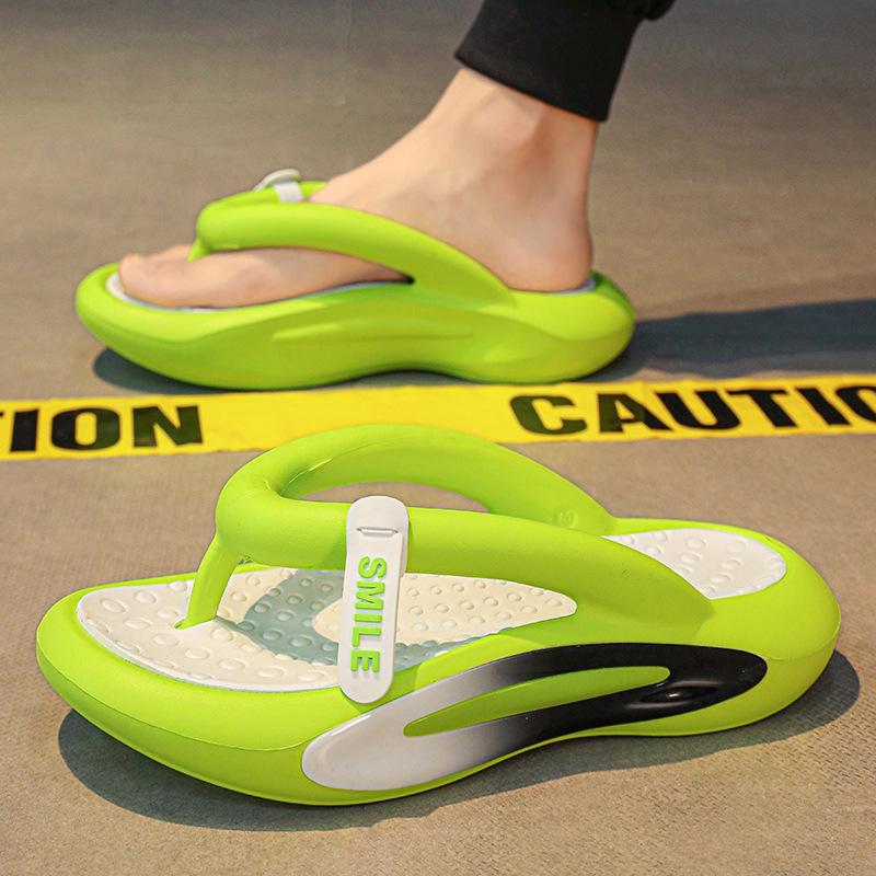 Coole Hausschuhe Außenhandel große Größe Sommer Paar Hausschuhe leicht EVA Tritt auf Scheiße Gefühl dicke Sohle lässige Zehensandalen Hausschuhe