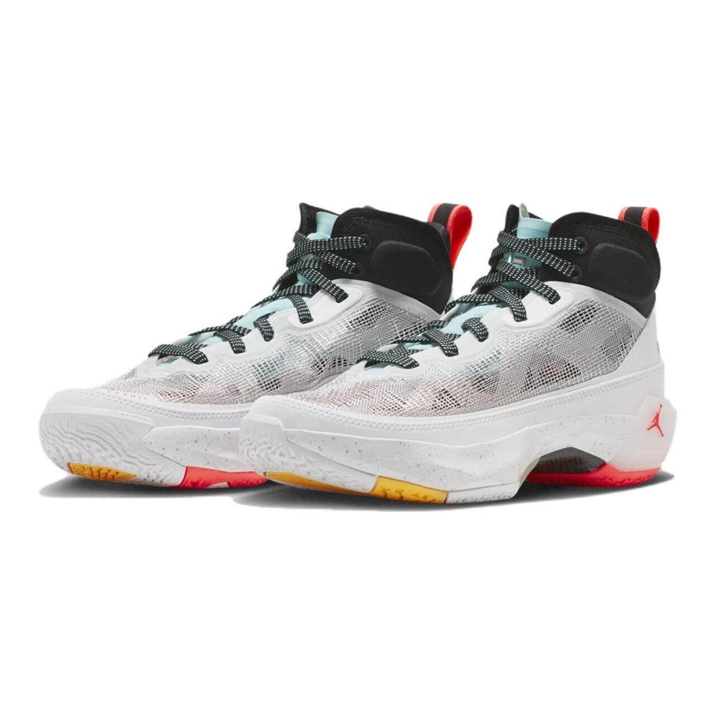 Jordan Air Jordan 37 'Guo Ailun Slip Resistant Anti Kick Cushioning Mid Top Children's Basketball Shoes White Black FJ4495-130