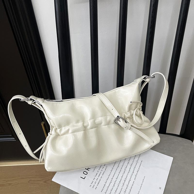 Bag Commuter Underarm Bag Women's 2025 New Pleated Shoulder Bag Fashion Cloud Bag Simple Messenger Bag