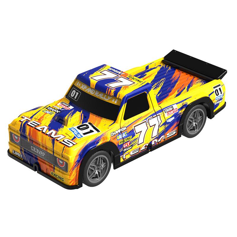 

Четырехсторонний игрушечный автомобиль для дрифта, светящийся автомобиль с дистанционным управлением, детская игрушечная машинка (Без батареи) P223 жёлтый