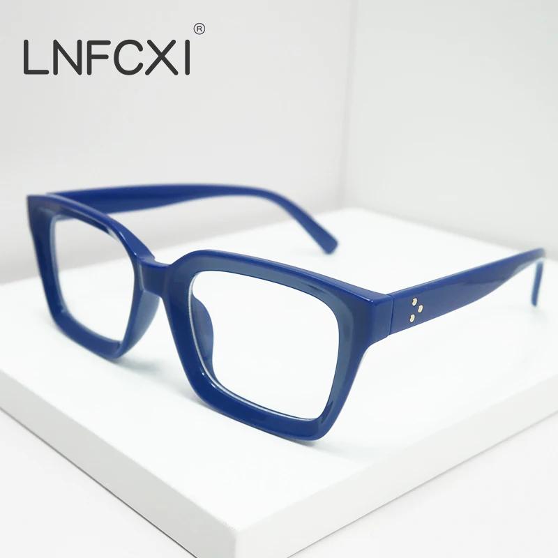 Quality Anti-Blue Light Retro Rivets Square Women Glasses Frames Fashion Optical Eyeglasses Frame Men