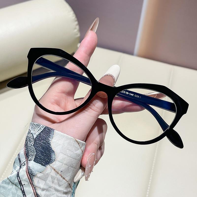 Color matching cat eye flat mirror new anti-blue light retro fashionable contrasting glasses frame can be equipped with myopia glasses frame