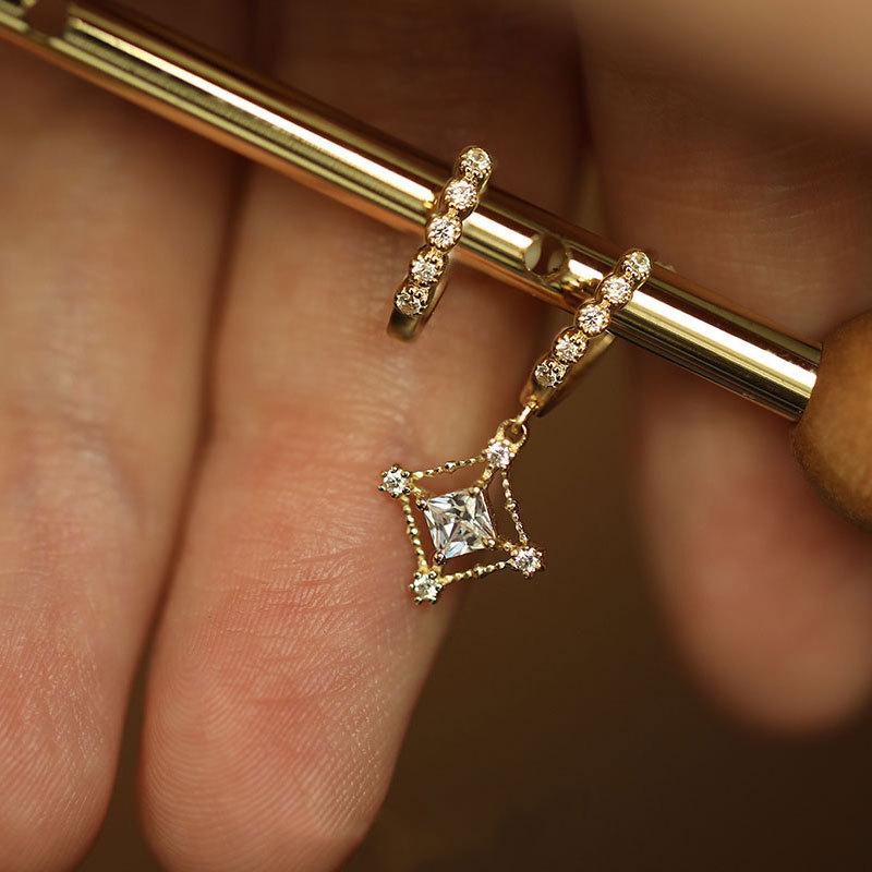 Asymmetrical Geometric Four-pointed Star Earrings New Style Simple Temperament Niche Design