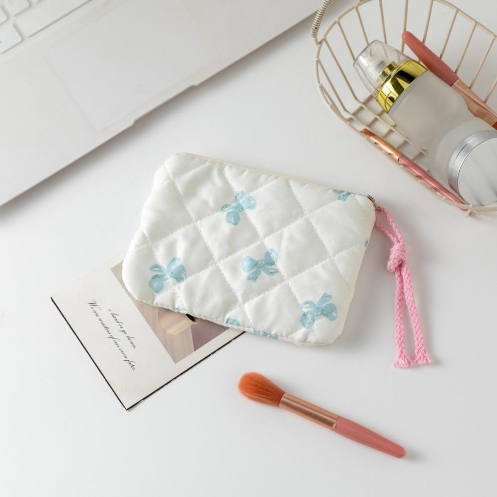

New Cartoon Bow Storage Bag Small Floral Quilted Wallet Large Capacity Headphone Bag