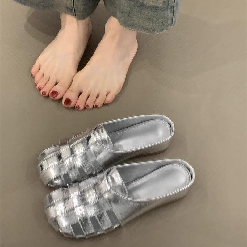 

Design sense niche bag head slippers 2025 new French retro woven hollow inner height increase one pedal muller shoes 39