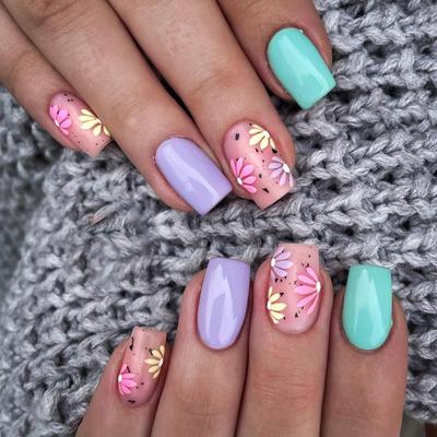 Unhas falsas – Pontas e unhas postiças