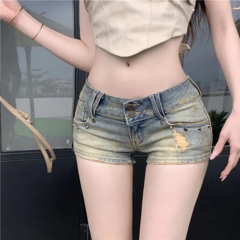 

Retro Low-Waist A-Line Denim Shorts for Women - Summer 2025 Medium синий