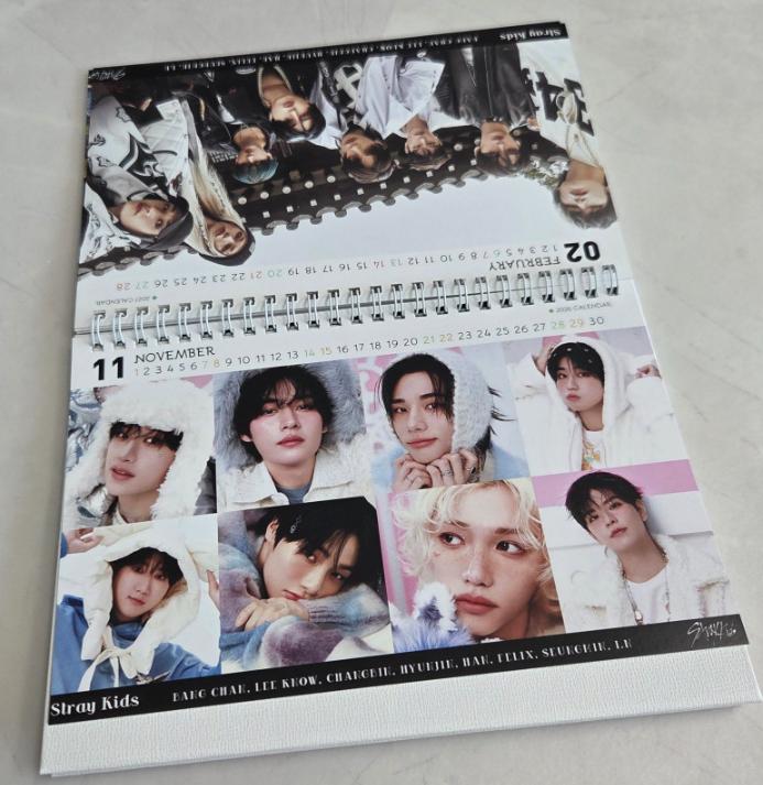 Stray Kids 2026–2027 Desk Calendar – Double-Sided Photobook Style (Random Images)