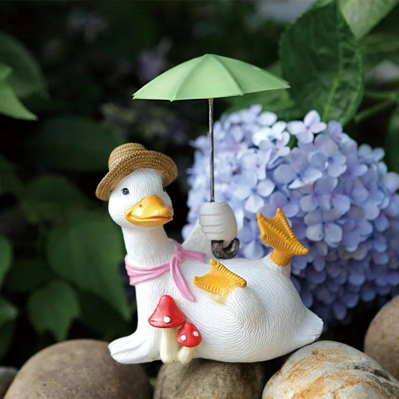 Cute Duck Resin Stand Garden Home Office Decorative Holder As Birthday Festival