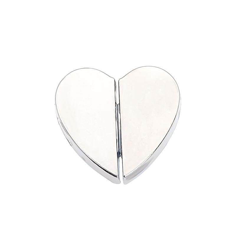 

Heart-Shaped Curtain Magnetic Buttons Detachable Metal Buckle Adjustment Curtain Fix Fastener Clip Window Screen Close Buckle 1PC