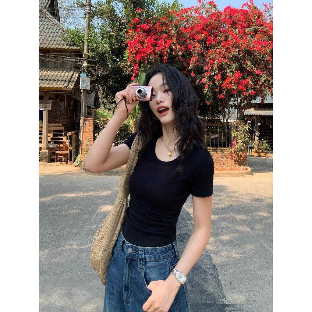U-neck Slim-fitting Short-sleeved T-shirt Women's Summer New Korean Waist-pinched Thin Bottoming Shirt Spice Girl Atmosphere Top