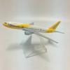16cm Diecast Metal Singapore Scoot Flyscoot B777 Plane Airplane Aircraft Model Toy for Gift Display Collection