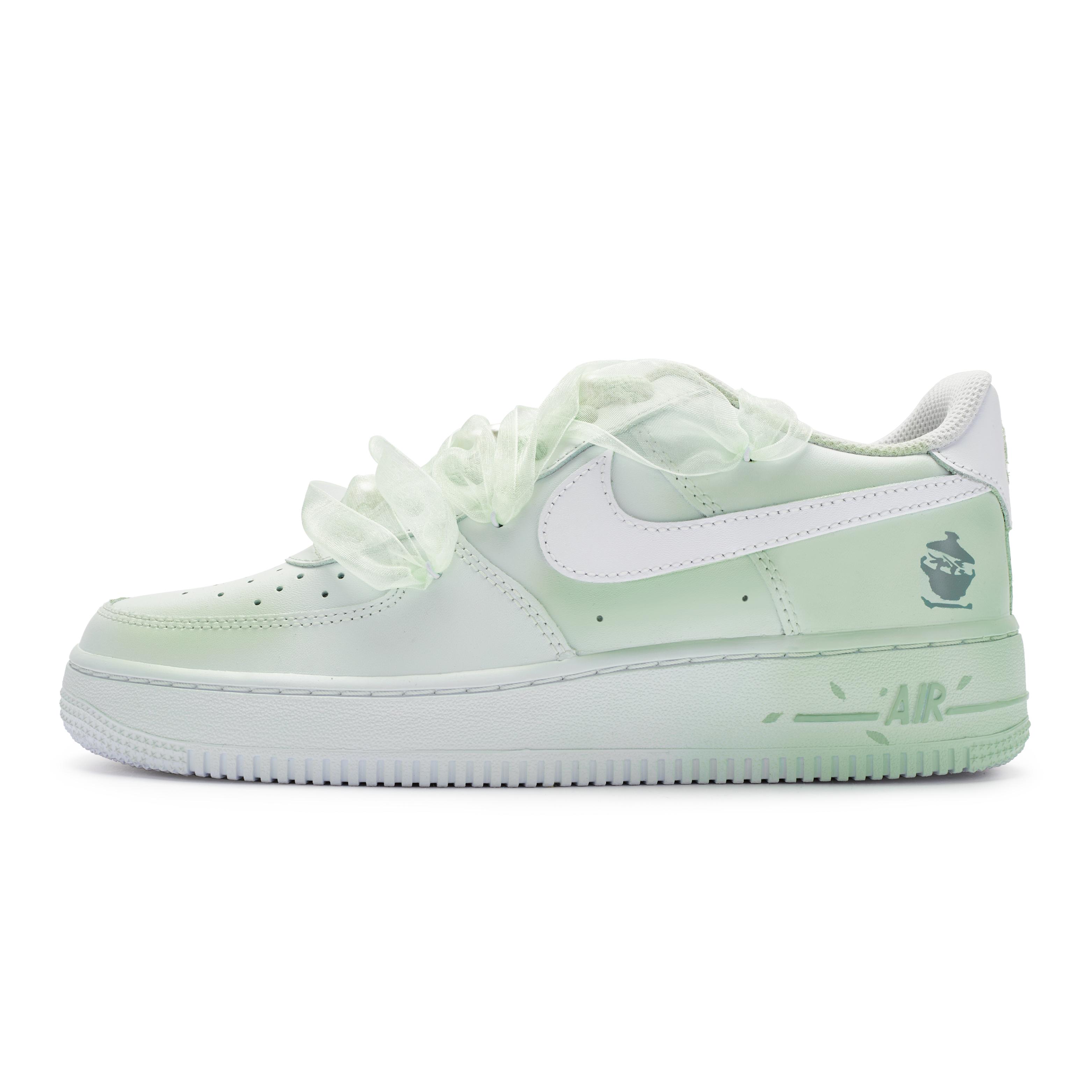 

Nike Air Force 1 Low top Skateboard Shoes GS White Green DH2920-111(Team80-) 36.5