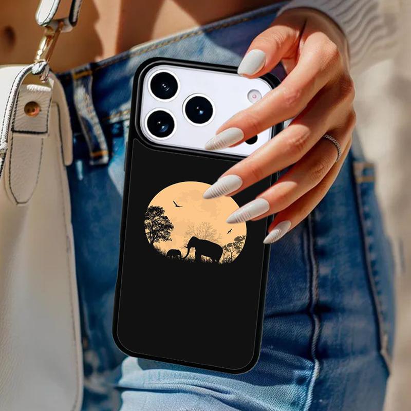 Baby Elephant Moon Phone Case For iPhone 17 Air 14 15 13 12 Max Cover For Apple 14 15 16 16e 11 Pro Max Plus Coque