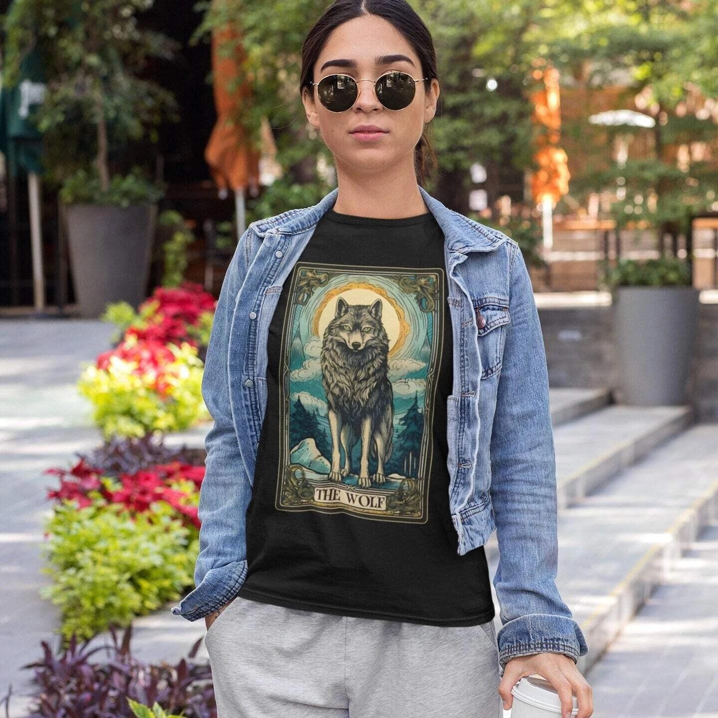 The Wolf Tarot Card Shirt S