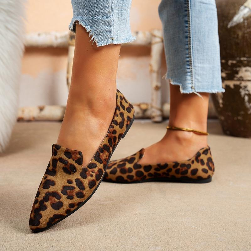 Flat Heel Pointed Flat Shoes New Large Size Leopard Print Light Mouth Suede Casual Shoes