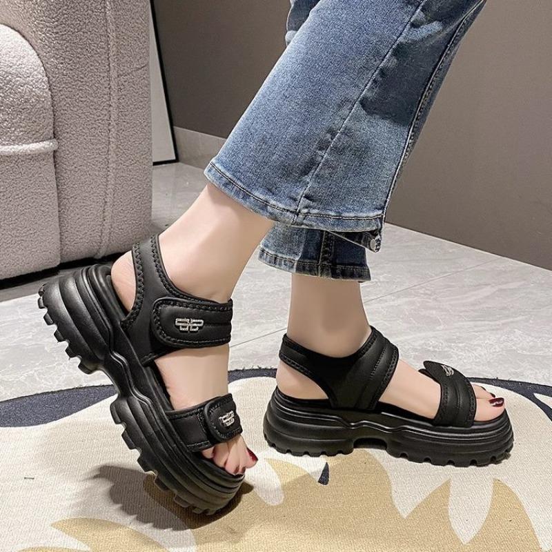 Muffin platform Velcro sandals women's summer new heightening versatile small beach shoes