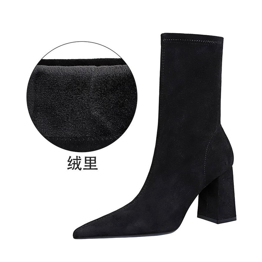 

Европейская и американская мода Простые и универсальные Толстый каблук Высокий каблук Замша Острый носок Короткое голенище Женские короткие ботинки 43