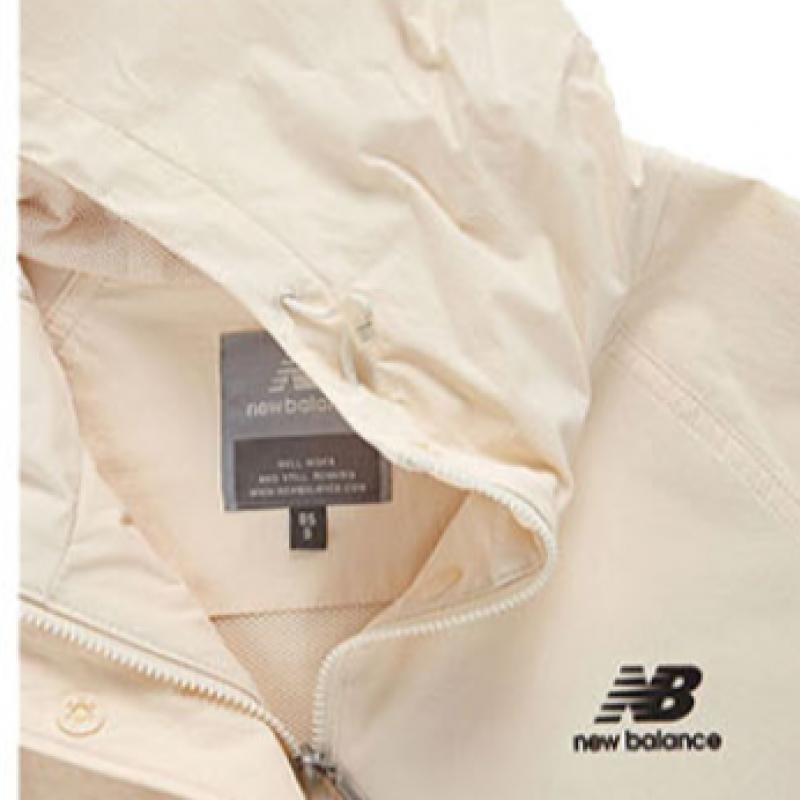 New Balance Club  Nbnac1w302 Cm Stretch Long Jacket Women S Training Windbreaker