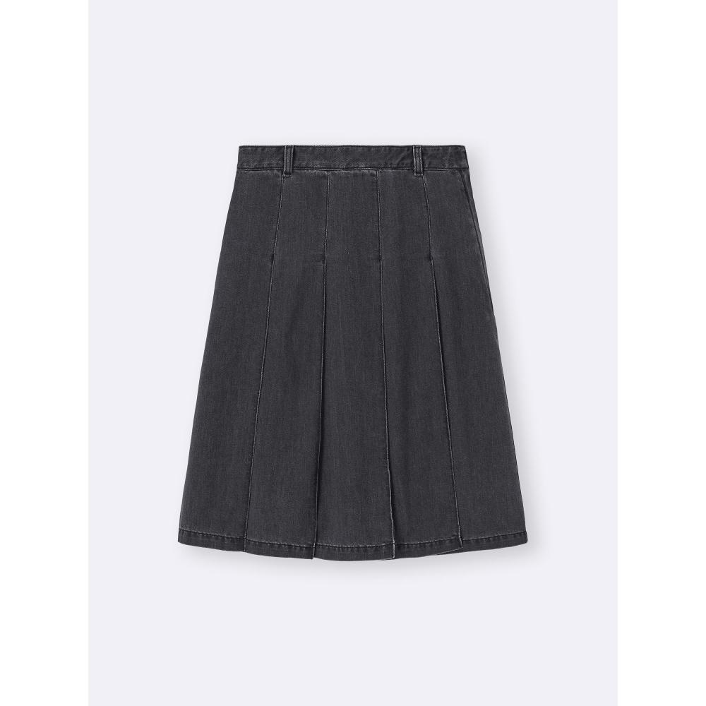 GU by Uniqlo Light Denim Pleated Skirt