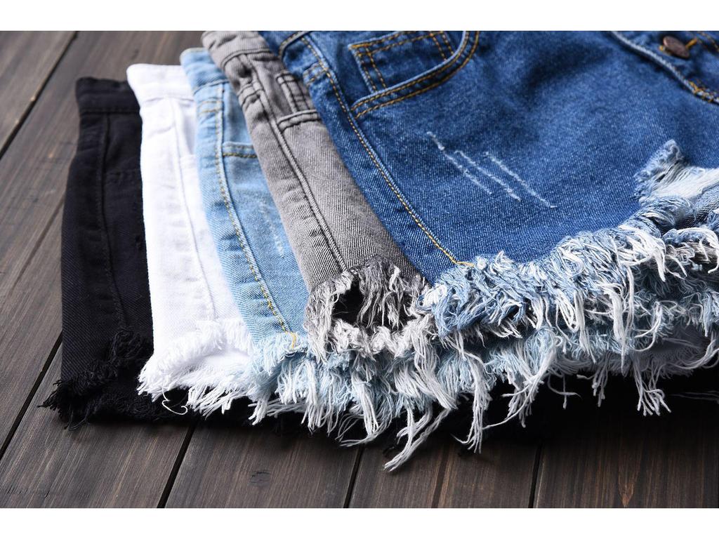 2020 Smoke Gray Ripped Button Denim Shorts for Women - Plus Size, Slimming Wide-Leg Raw Edge Hot Pants