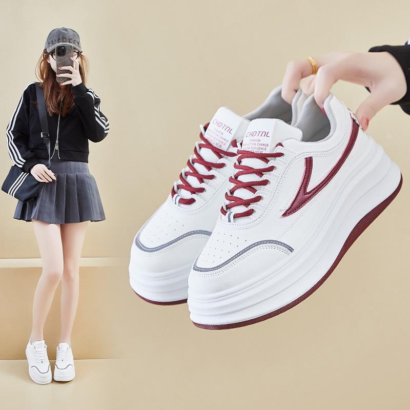 Women‘s Casual Chunky Platform Sneakers Breathable PU Leather Anti-Slip Sport Walking Shoes for Women Outdoor Comfortable Lace-up Tennis Sneakers