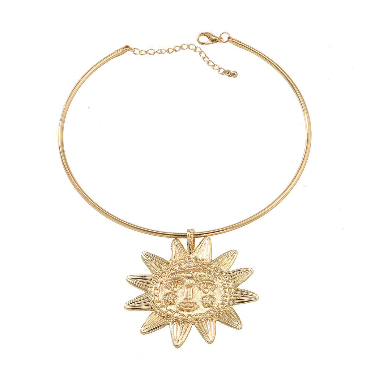 

Комплект из модного ожерелья и серег с подсолнухами 2024 года: Смелый, изысканный дизайн Sun золотистый