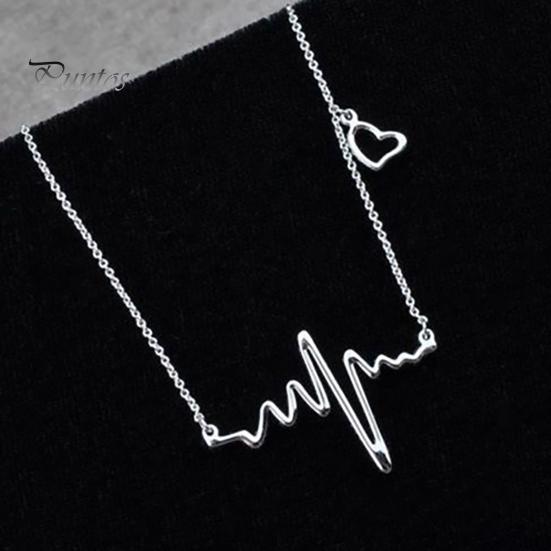 Chocker Necklace Exquisite Clasp Closure Women Alloy Cute Heart Jump Pendant Chain for Wedding