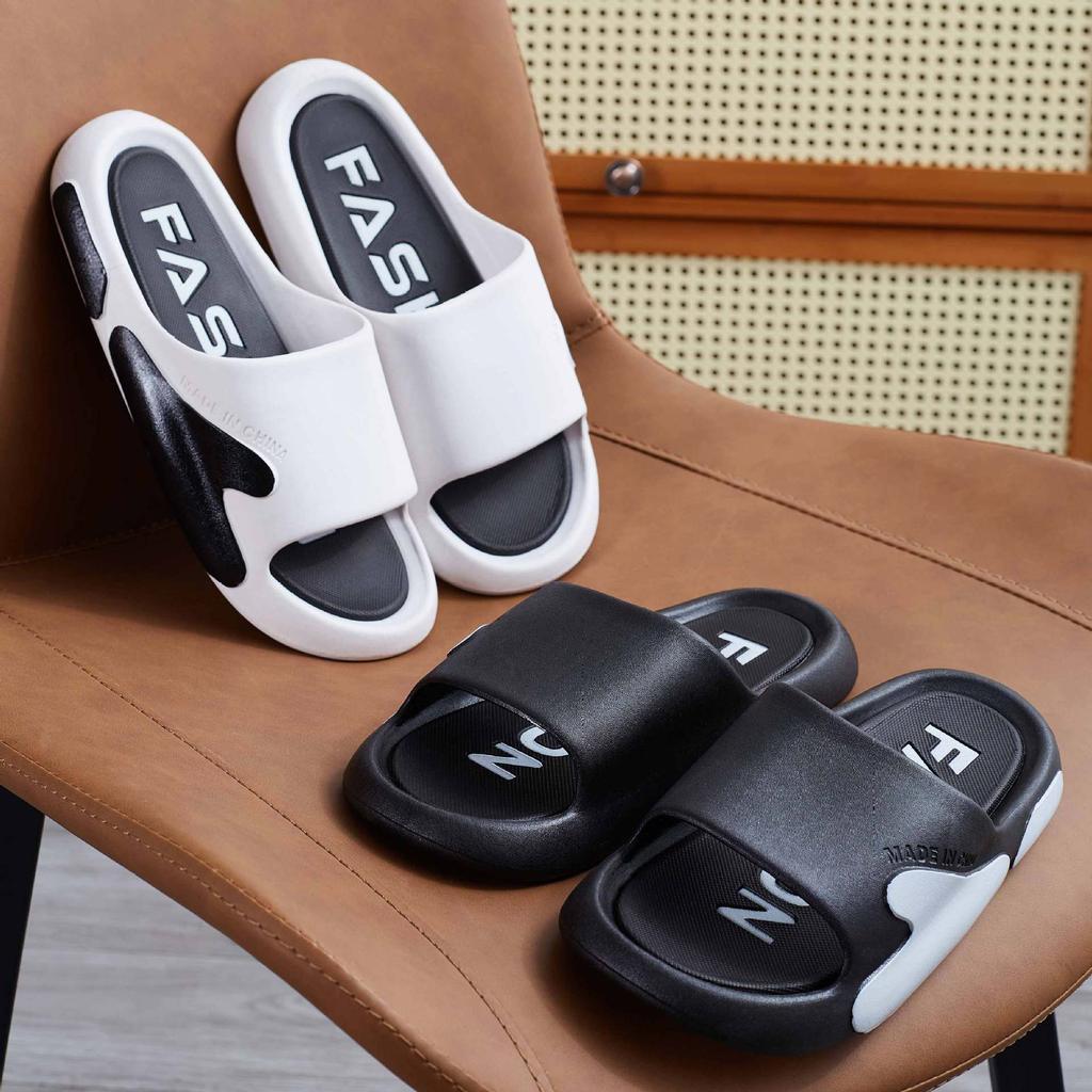 New slippers men's summer couple wear non-slip and wear-resistant thick bottom student home beach sandals