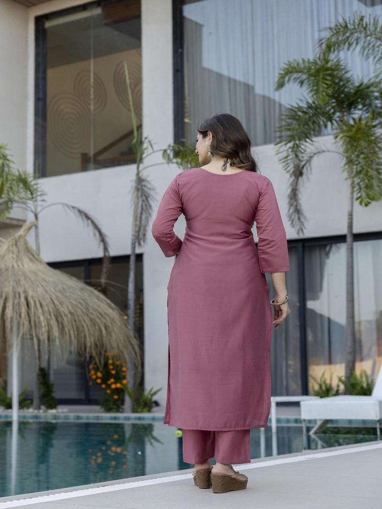 Women Embroidered Kurta Set with Floral Dupatta – Elegant Ethnic Festive Wear