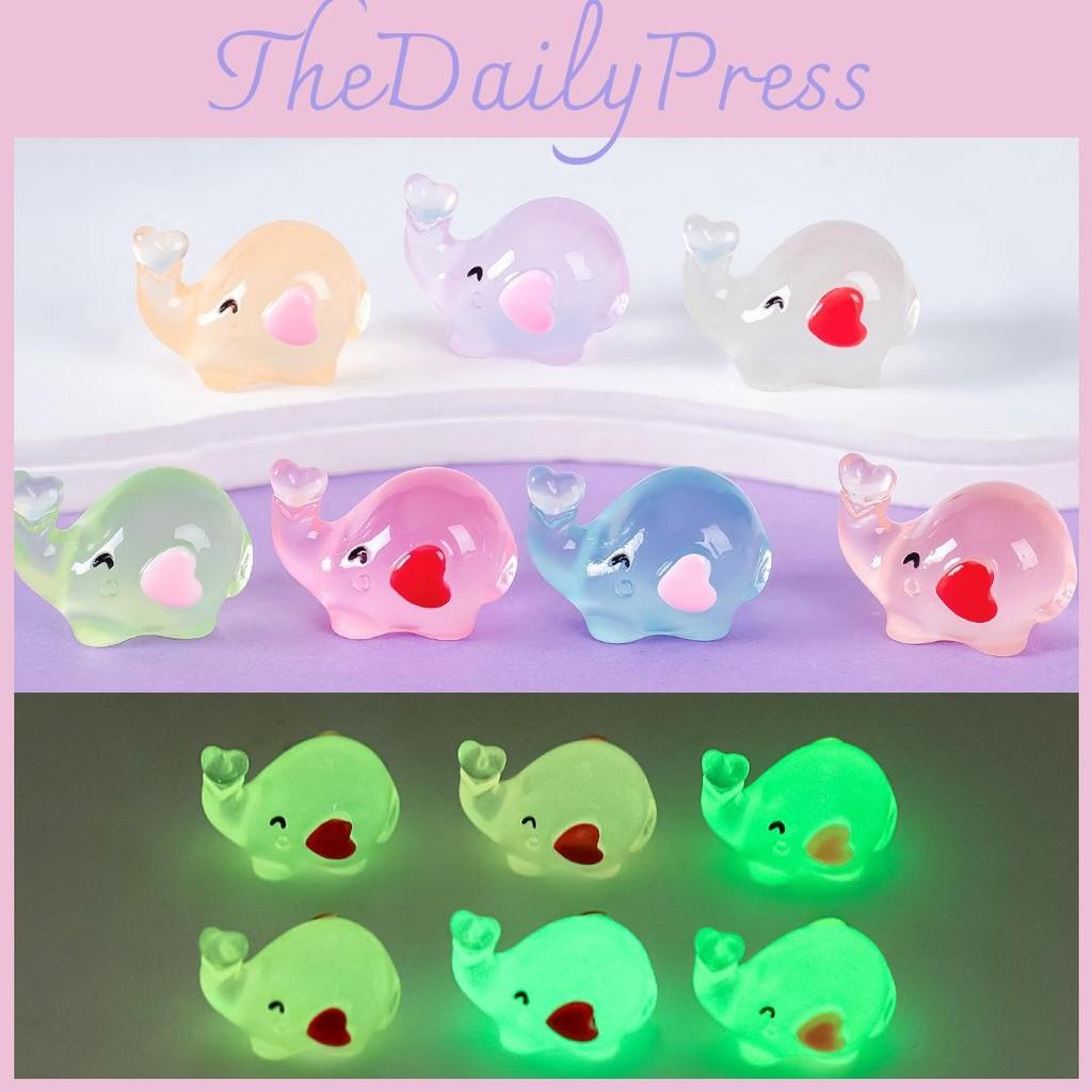 Landscape Luminous Micro Heartshaped Elephant Resin Decor Car Doll Ornament