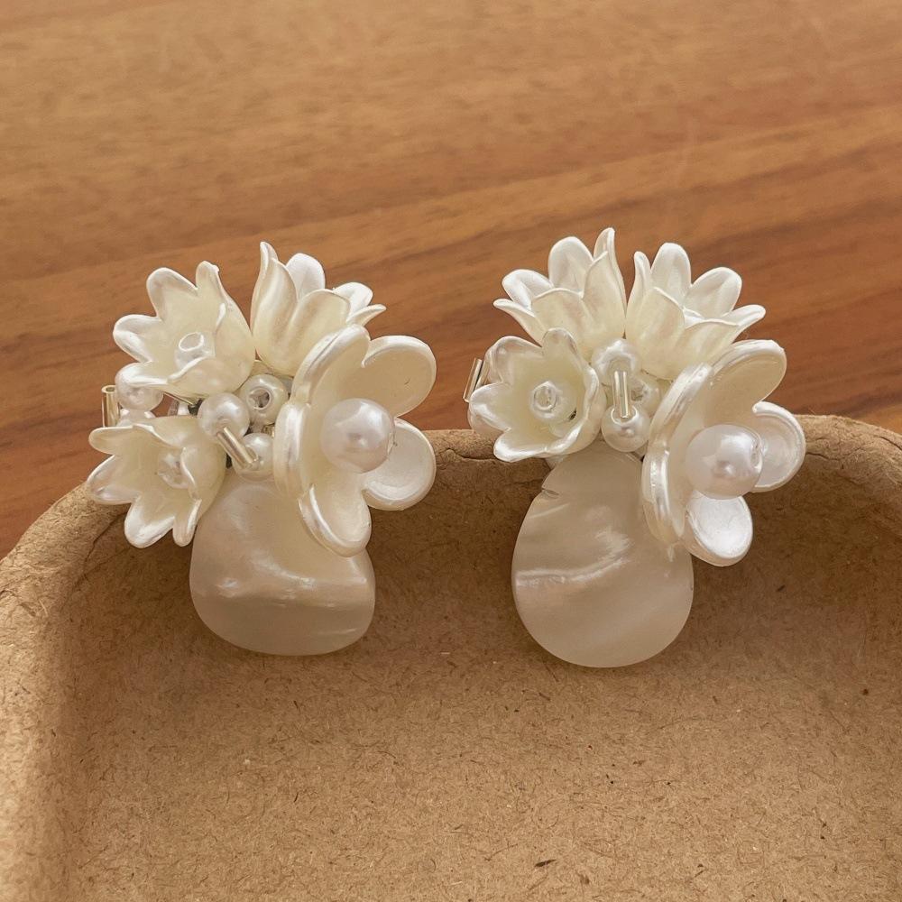 Flower Earrings Pearl Elegant Stylish Design Women Jewelry