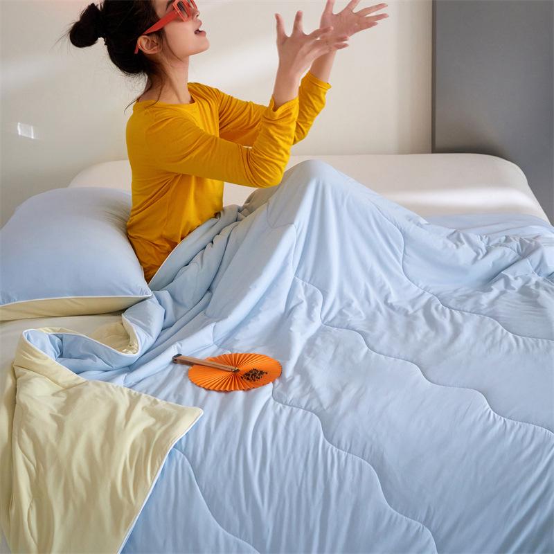A-Class Cool Ice Silk Summer Quilt - Breathable, Machine Washable, for Single/Double Beds