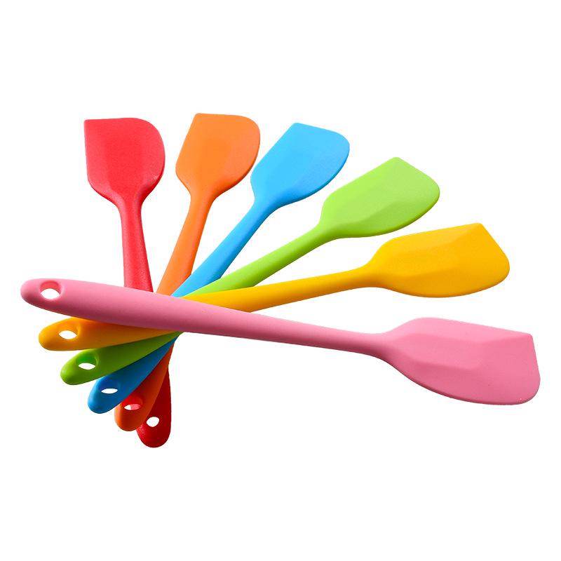 Compact Silicone Spatula for Butter, Cake, and Flour Scraping