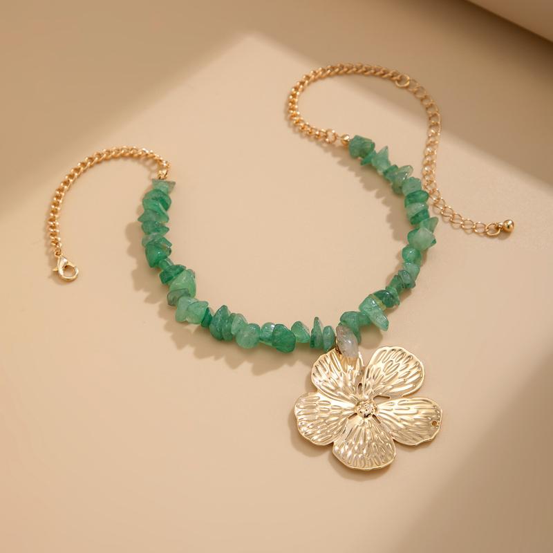 Boho Irregular Natural Stone Necklace For Women Exquisite Metal Flower Clavicle Chain Beach Party Jewelry Accessories Gift