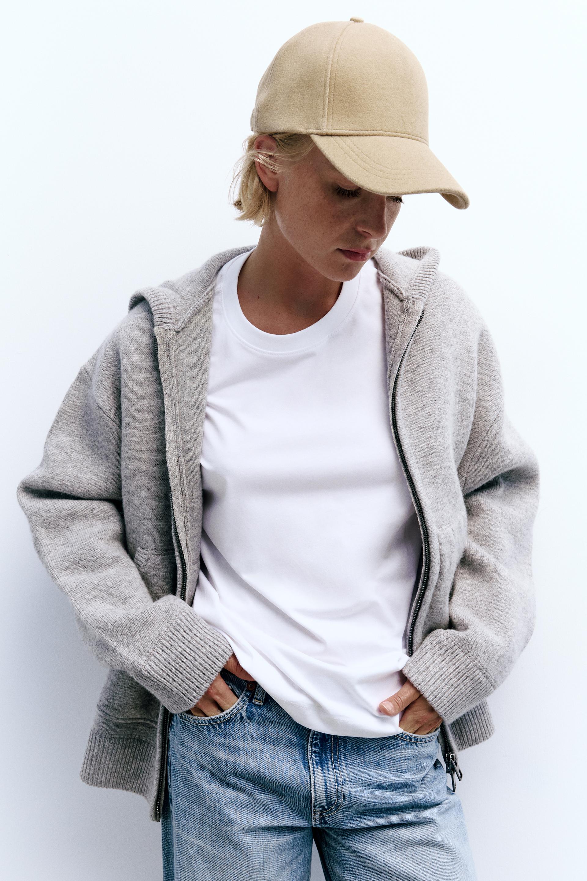 

ШЕРСТЯНАЯ КЕПКА